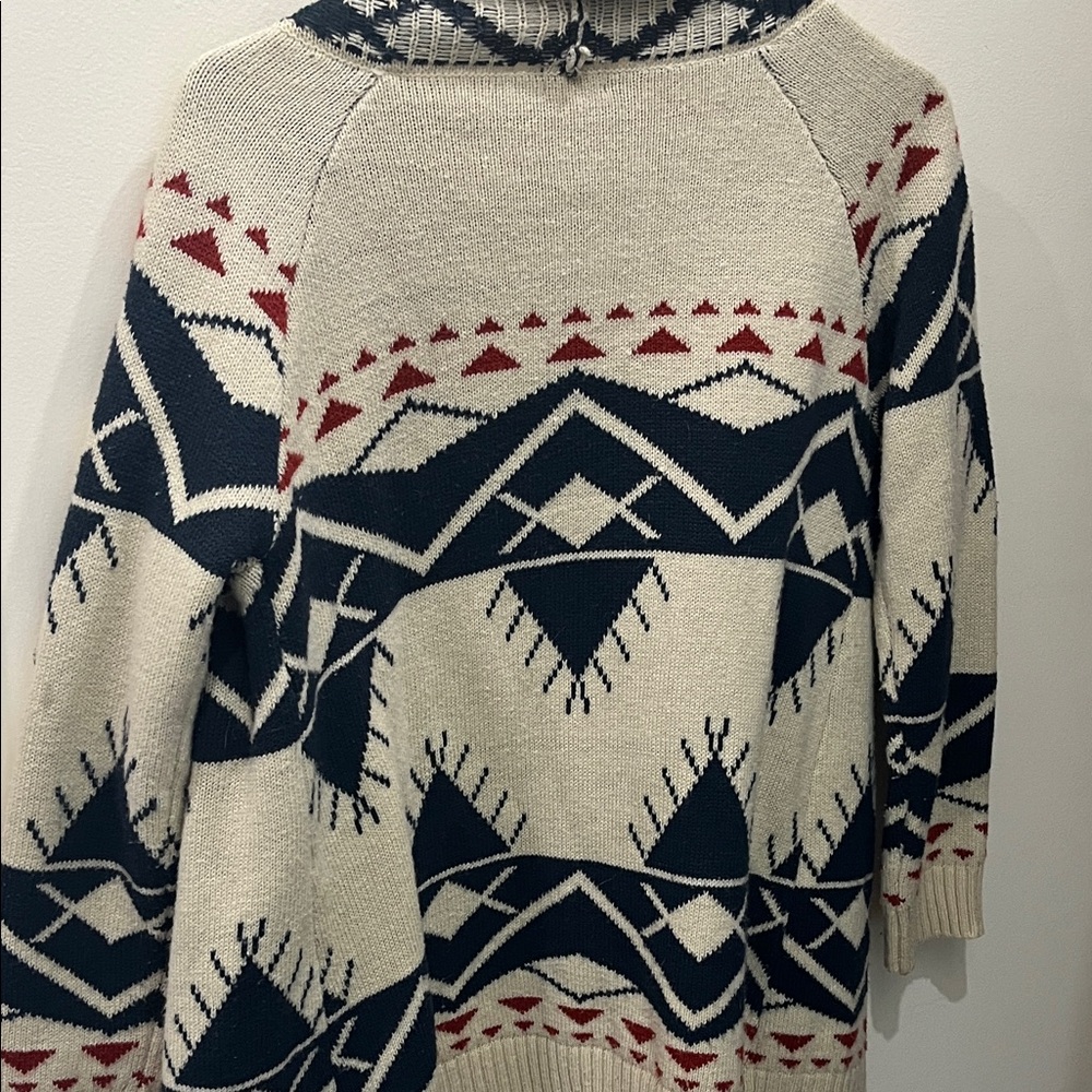 Chic Geometric Patterned Cardigan - image 4